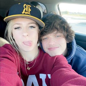 Meet your Posher, Mollie